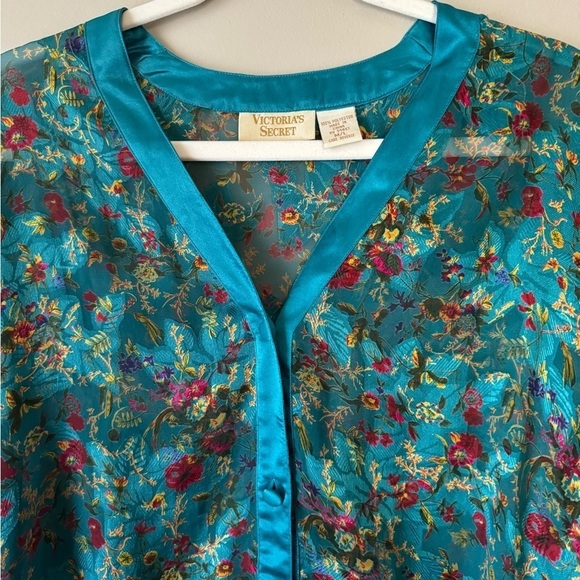 Vintage Gold Label Victoria’s Secret Front Button Floral Sleep Shirt Nightie - Picture 4 of 12
